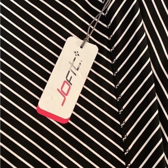 Jofit Women's Packable Pull-On Yoga
Pants- Size Medium - Picture 4 of 7